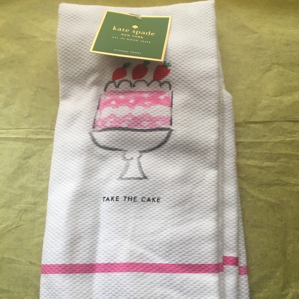 Kate Spade ♠️ (New) Take the 🎂 🍰 Kitchen Towels